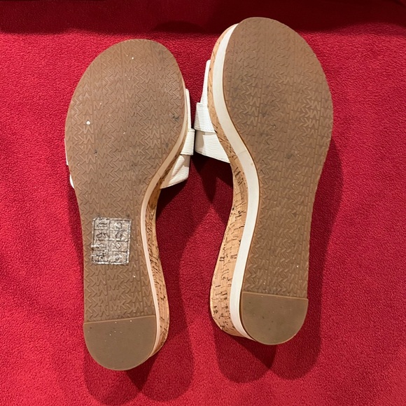 Michael Kors white cork wedge slip on - Picture 4 of 4
